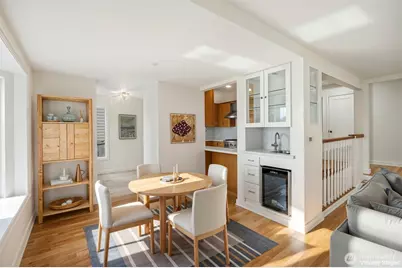5049 Pullman Avenue NE, Seattle, WA 98105 - Photo 5