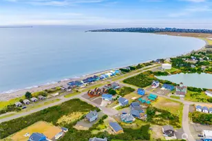320 Marina Ct, Ocean Shores, WA 98569 - Photo 5
