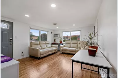 709 N 28th Avenue, Yakima, WA 98902 - Photo 1