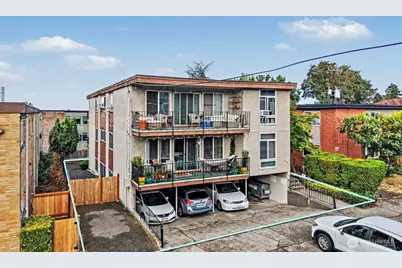 315 13th Avenue E, Seattle, WA 98102 - Photo 1
