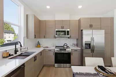 807 S Sullivan Street, Seattle, WA 98108 - Photo 9