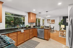 13924 126th Ave NE, Kirkland, WA 98034 - Photo 9