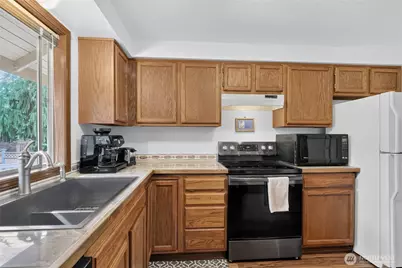 219 S 316th Place, Federal Way, WA 98003 - Photo 15