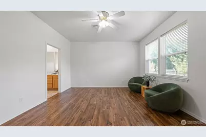 715 SE Heron Drive, College Place, WA 99324 - Photo 17