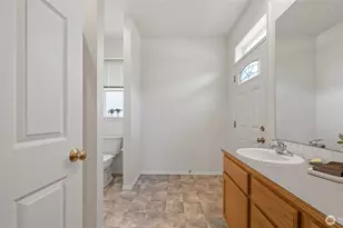 715 SE Heron Dr, College Place, WA 99324 - Photo 19