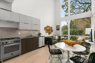 1509 E Olive St, Seattle, WA 98122 - Photo 9