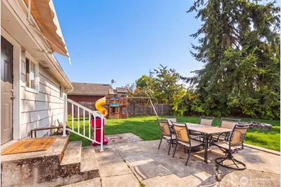 710 107th Place SW, Everett, WA 98204 - Photo 23