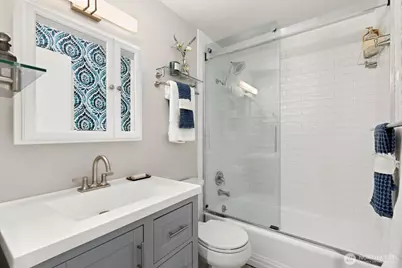 10200 62nd Avenue S, Seattle, WA 98178 - Photo 17