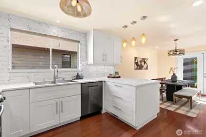 10200 62nd Avenue S, Seattle, WA 98178 - Photo 11
