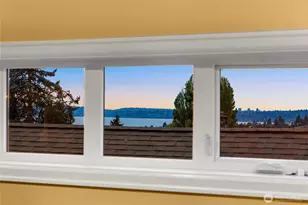 11344 NE 90th St, Kirkland, WA 98033 - Photo 31