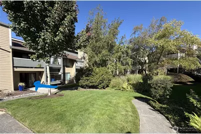 4820 200th Street SW #B101, Lynnwood, WA 98036 - Photo 3