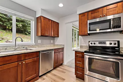 13250 235th Street SE, Issaquah, WA 98027 - Photo 15