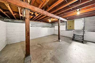 1015 N 40th Street, Seattle, WA 98103 - Photo 17