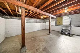 1015 N 40th St, Seattle, WA 98103 - Photo 17