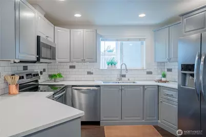 11920 98th Avenue NE #302, Kirkland, WA 98034 - Photo 5