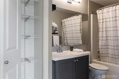 11920 98th Avenue NE #302, Kirkland, WA 98034 - Photo 9
