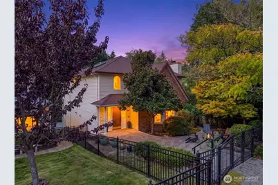 4027 35th Avenue W, Seattle, WA 98199 - Photo 1