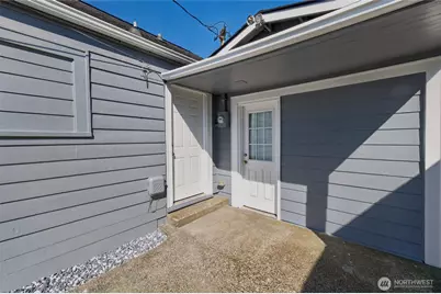 2106 W 2nd Street, Aberdeen, WA 98520 - Photo 3