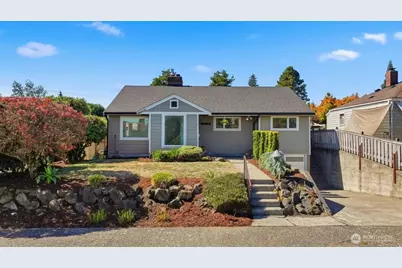 8629 36th Avenue SW, Seattle, WA 98126 - Photo 3