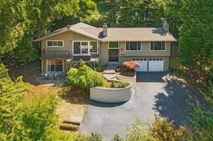 5212 W Mercer Pl, Mercer Island, WA 98040 - Photo 3