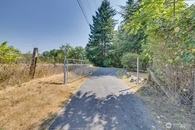12521 Roosevelt Road, Snohomish, WA 98290 - Photo 21