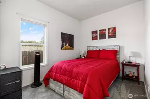 225 NE Ernst St, Oak Harbor, WA 98277 - Photo 17