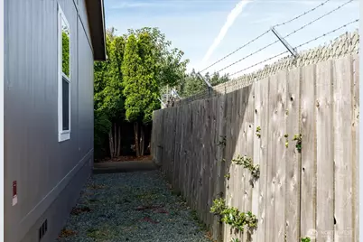 225 NE Ernst Street #114, Oak Harbor, WA 98277 - Photo 21