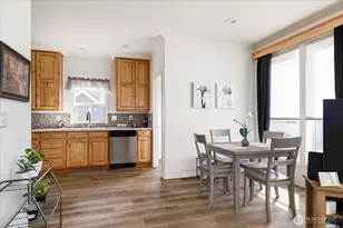 225 NE Ernst St, Oak Harbor, WA 98277 - Photo 7
