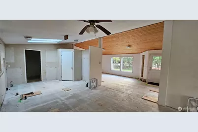 581 Boistfort Rd, Curtis, WA 98538 - Photo 9