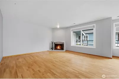 12516 SE 32nd Street #27, Bellevue, WA 98005 - Photo 5