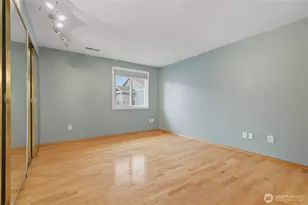 12516 SE 32nd St, Bellevue, WA 98005 - Photo 19