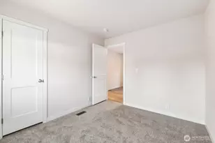 1540 Maple Ln S, Kent, WA 98030 - Photo 23