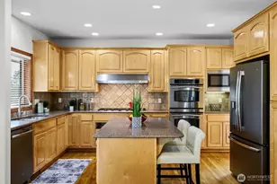 4422 240 Pl SE, Bothell, WA 98021 - Photo 17