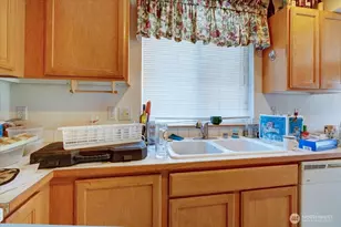 9029 S J St, Tacoma, WA 98444 - Photo 9