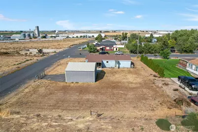 1105 W 4th Avenue, Warden, WA 98857 - Photo 3
