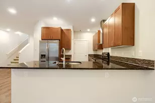 2063 S 263rd St, Des Moines, WA 98198 - Photo 11