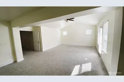 4712 204th Street Ct E, Spanaway, WA 98387 - Photo 5