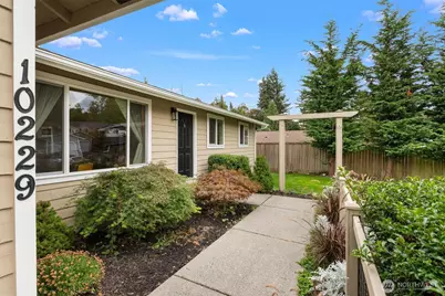 10229 27th Drive SE, Everett, WA 98208 - Photo 1