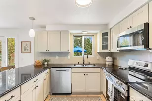 10229 27th Dr SE, Everett, WA 98208 - Photo 3