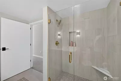 306 Center Street #301, La Conner, WA 98257 - Photo 13