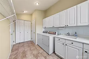 1716 Windsor Ct, Wenatchee, WA 98801 - Photo 17