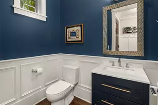 111 NE 63rd St, Seattle, WA 98115 - Photo 11