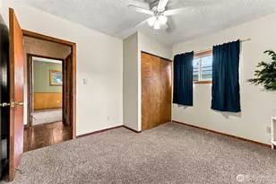 1140 N Cambrian Ave, Bremerton, WA 98312 - Photo 17