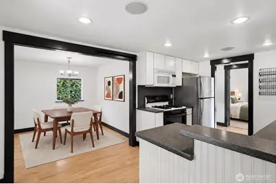 10915 North Park Avenue N, Seattle, WA 98133 - Photo 7