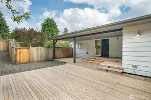 10915 N Park Ave N, Seattle, WA 98133 - Photo 23