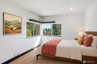 10915 North Park Avenue N, Seattle, WA 98133 - Photo 15