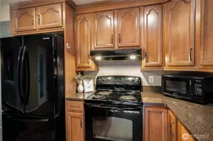 1301 NW Slate Ln, Silverdale, WA 98383 - Photo 13
