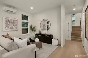 8403 NE 137th St, Kirkland, WA 98034 - Photo 7