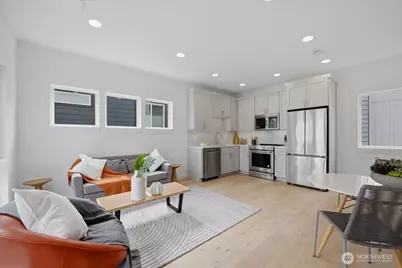 7320 11th Avenue NE, Seattle, WA 98115 - Photo 9