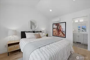 7320 11th Ave NE, Seattle, WA 98115 - Photo 13